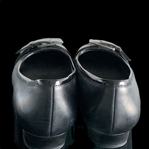 Bandolino black leather wedge flats buckle front new 6 - Picture 3 of 5